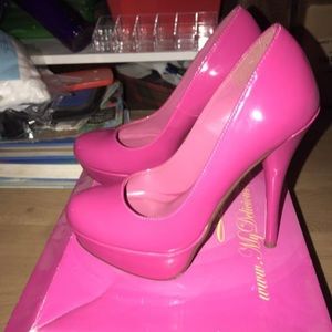 Hot pink heel